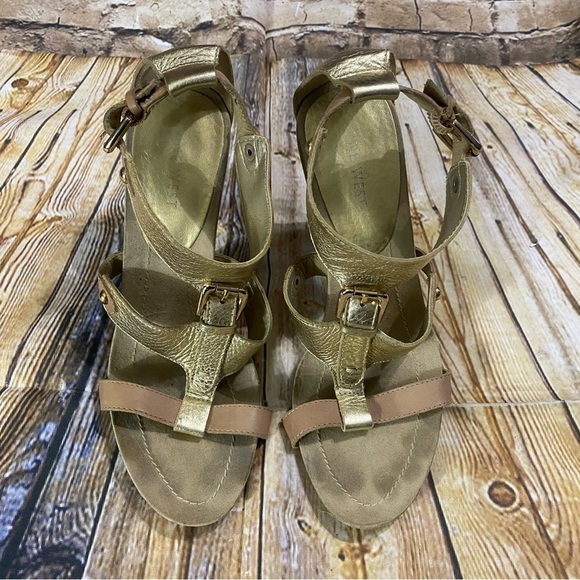 Nine West Snookso Gold Leather 4” Stiletto Open Toe Heels Size 6.5 - Picture 2 of 6